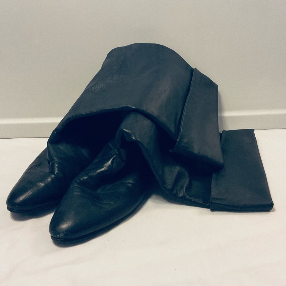 Navy blue leather boots 7M